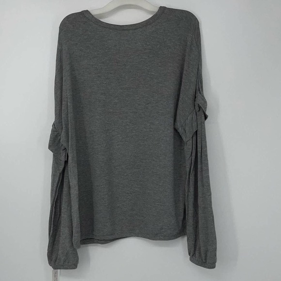 GILLIGAN & O'MALLEY GRAY STRETCH CHIC LOUNGE TOP MEDIUM - Picture 2 of 2